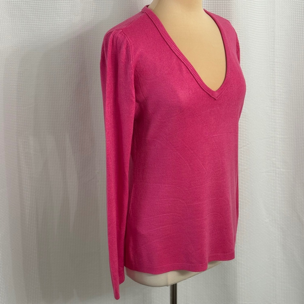 New York & Company Women's Long Sleeve V-Neck Pullover Sweater - Picture 5 of 7